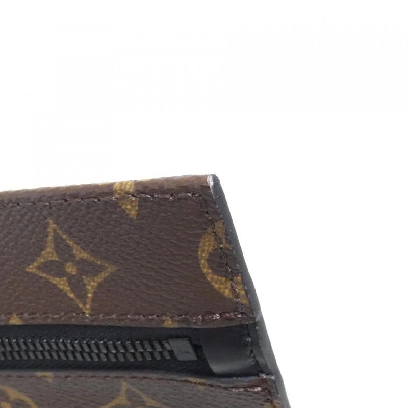 Túi xách cuối tuần Monogram Macassar PM M45734 của Louis Vuitton 609043