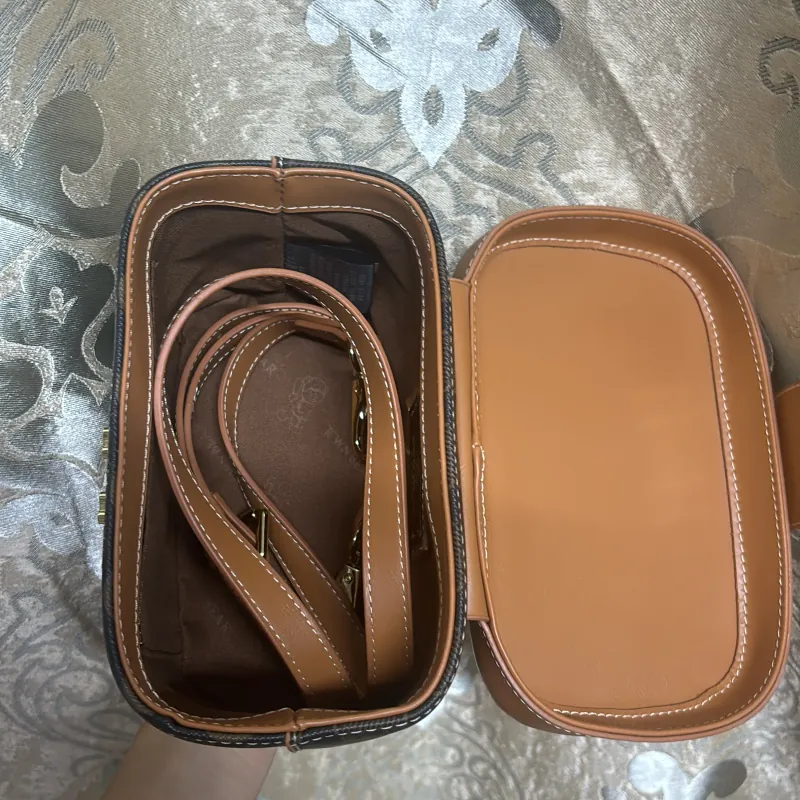 [CHÍNH HÃNG] Túi hộp TTWN BEAR có dây đeo 752619