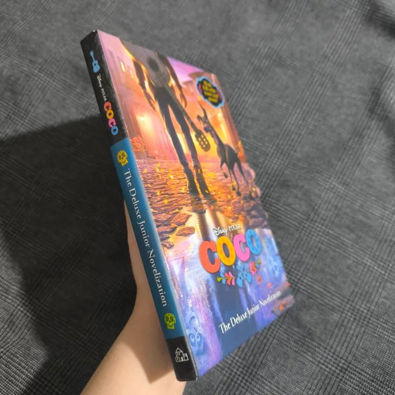 (Hard cover) COCO - Disney Pixar  777862