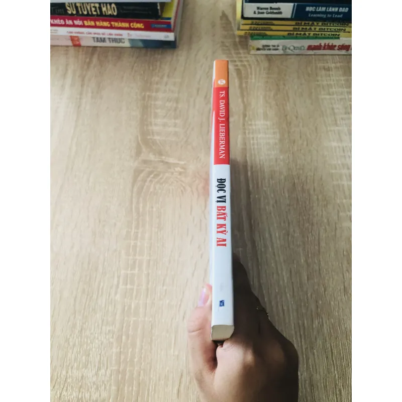 ĐỌC VỊ BẤT KỲ AI  1022526