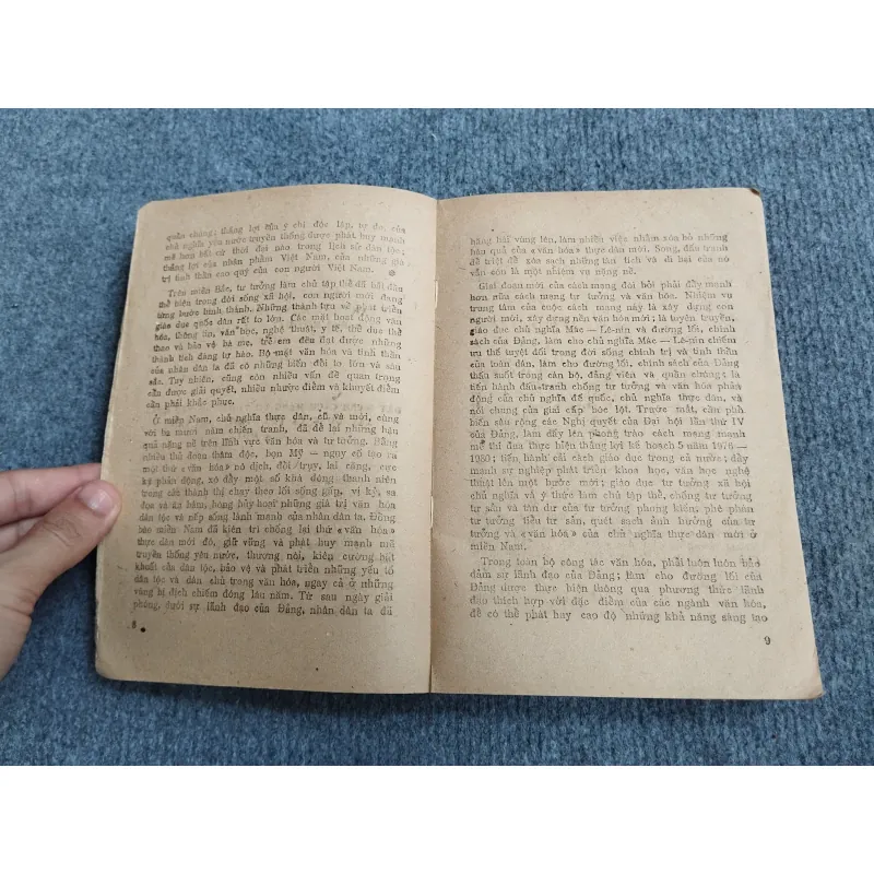 MỘT SỐ VĂN KIỆN CỦA ĐẢNG VỀ CÔNG TÁC TƯ TƯỞNG 688751