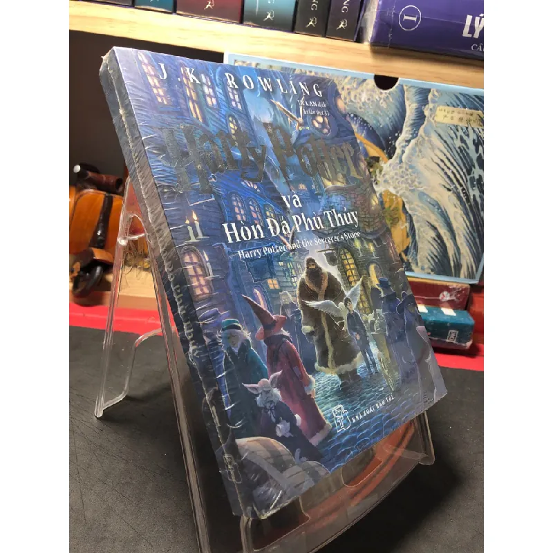 [Sách Cũ SCGR] Harry Potter và hòn đá phù thuỷ mới 80% ố hở seal J K Rowling HPB1110 VĂN HỌC 681826