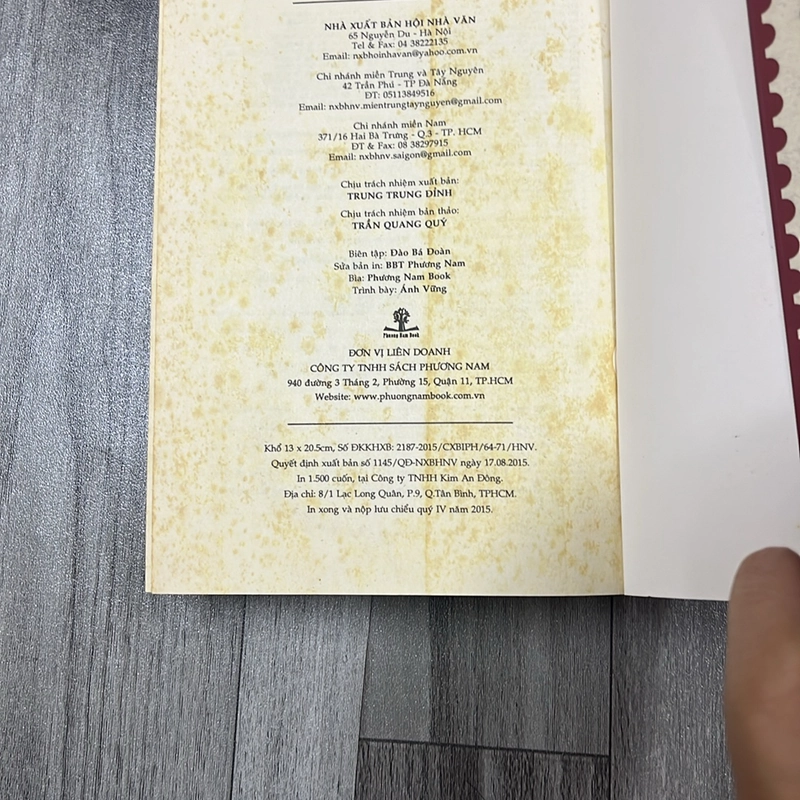 Đèn không hắt bóng. 2a4 527790