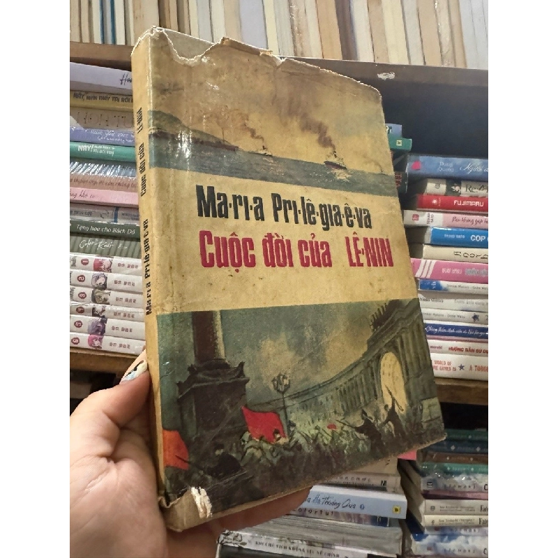 CUỘC ĐỜI CỦA LÊ NIN -MA RI A PRI LÊ GIA Ê VA 143032