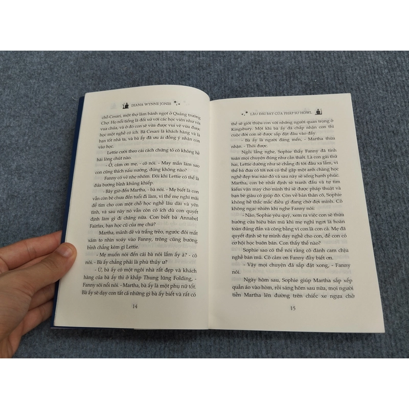 LÂU ĐÀI BAY CỦA PHÁP SƯ HOWL - DIANA WYNNE JONES 478665