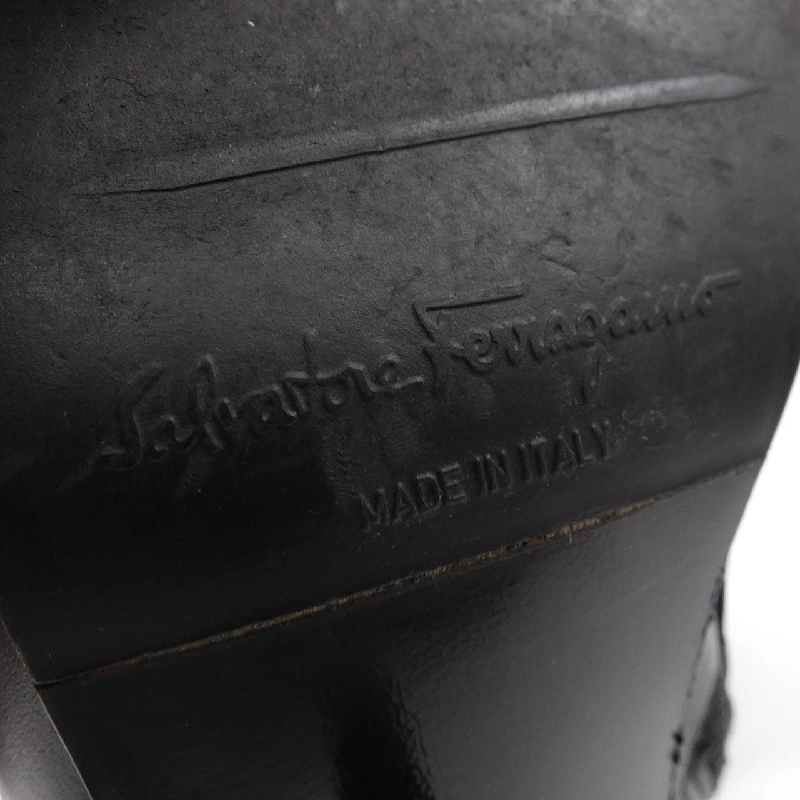 Giày bốt dài SALVATORE FERRAGAMO 664365