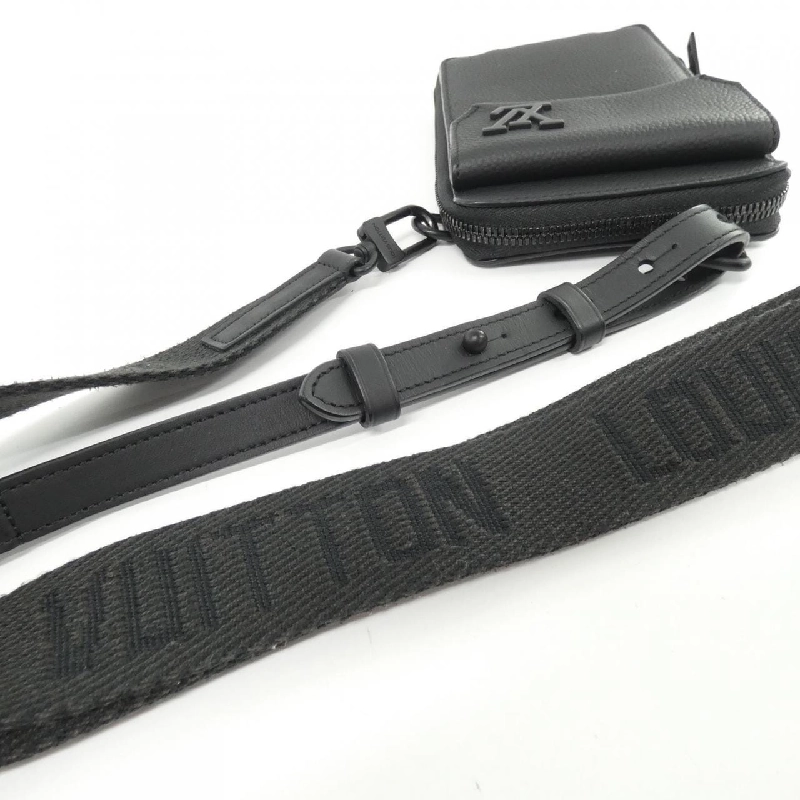 Túi đeo vai LV Aerogram của Louis Vuitton M57089 612606