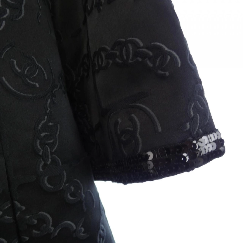 Áo khoác CHANEL P72589V64364 629552