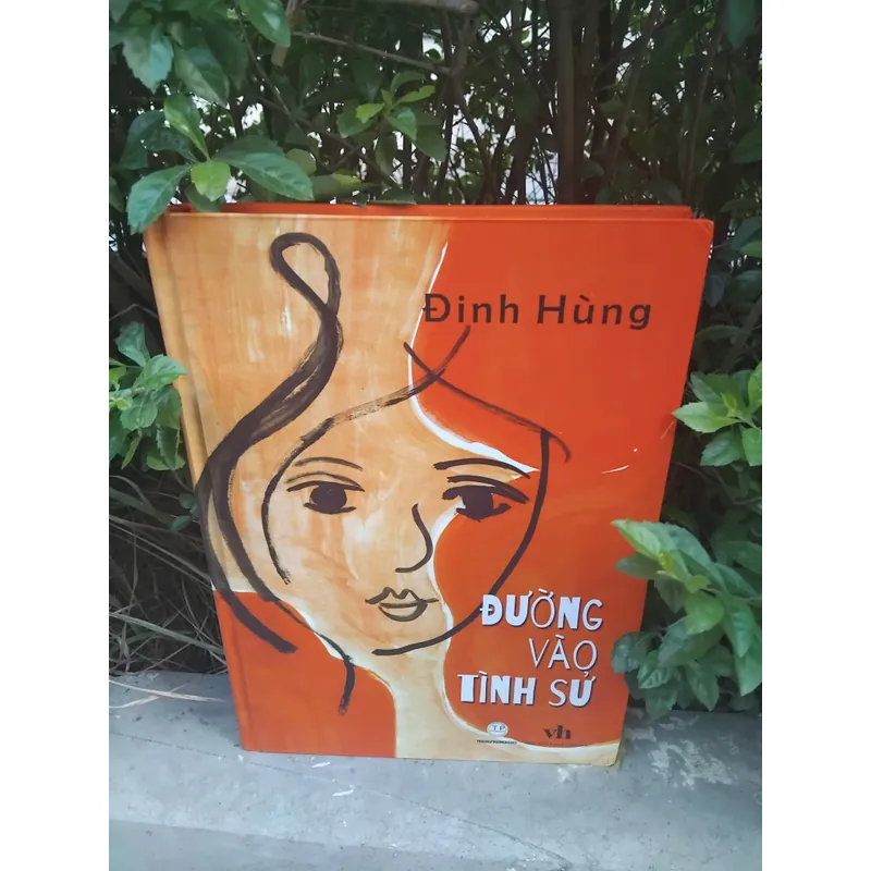 Đường vào tình sử thơ Đinh Hùng  731907