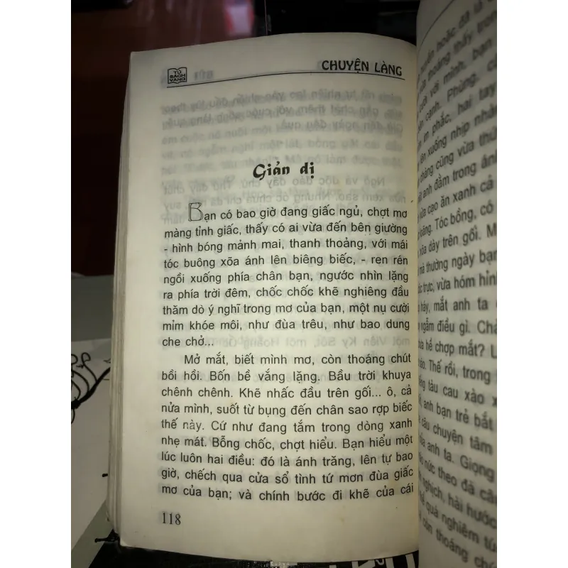 Chuyện làng - Bùi Hiển 1001160