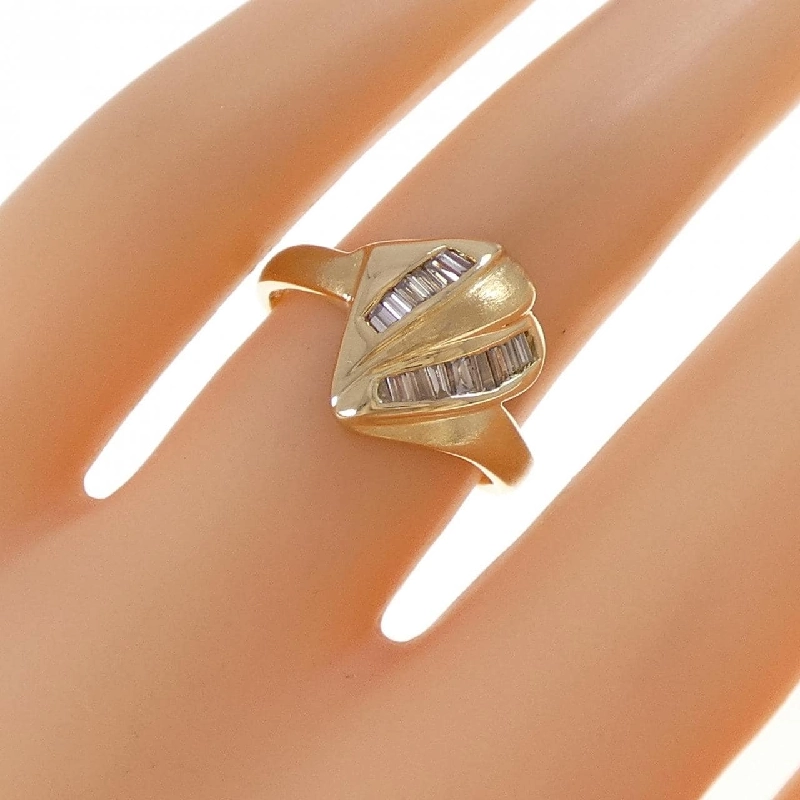 Nhẫn kim cương K18YG 0.30CT 666630