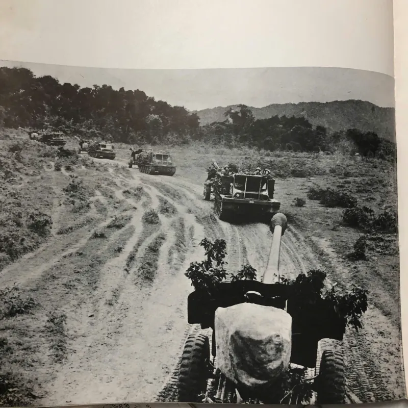 Chống Mỹ, cứu nước – Thiên anh hùng ca vĩ đại – Nhiều tác giả / tư liệu tuyên truyền 739796