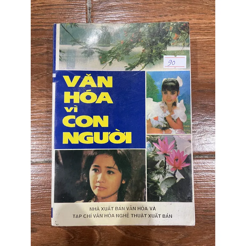 Văn Hóa Vì Con Người - Hồ Sĩ Vịnh chủ biên (8) 697234