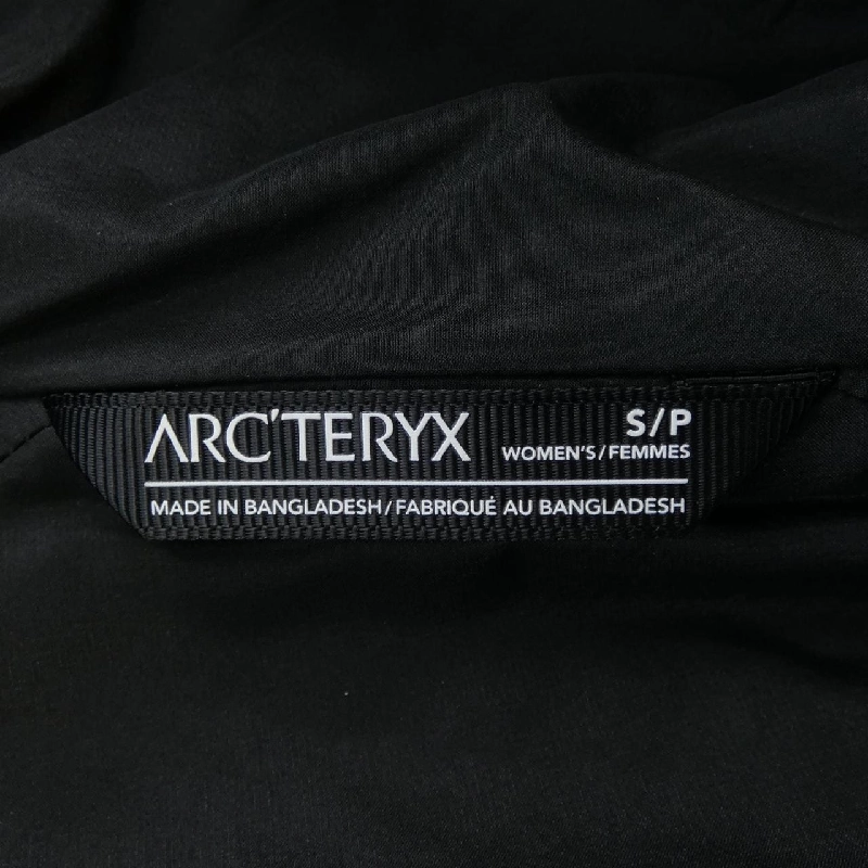 Áo khoác ARC'TERYX - Hàng hiệu Authentic 825577