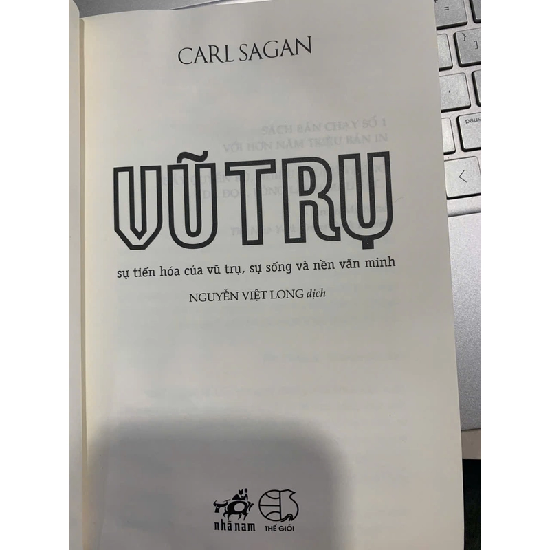 VŨ TRỤ - CARL SAGAN 537877
