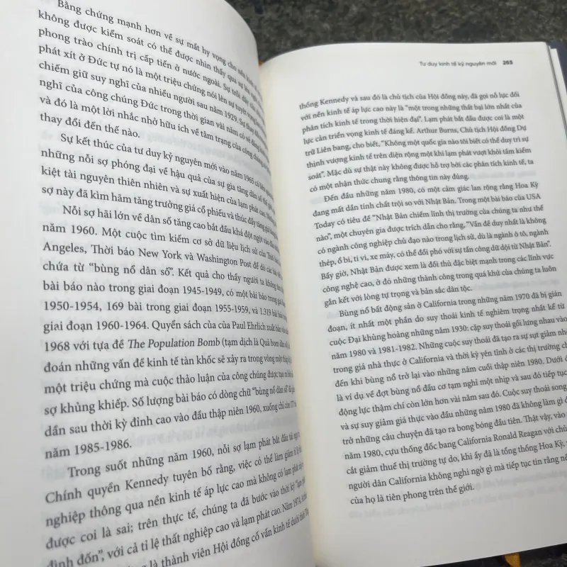 Lạc quan tếu Robert J. Shiller 751848