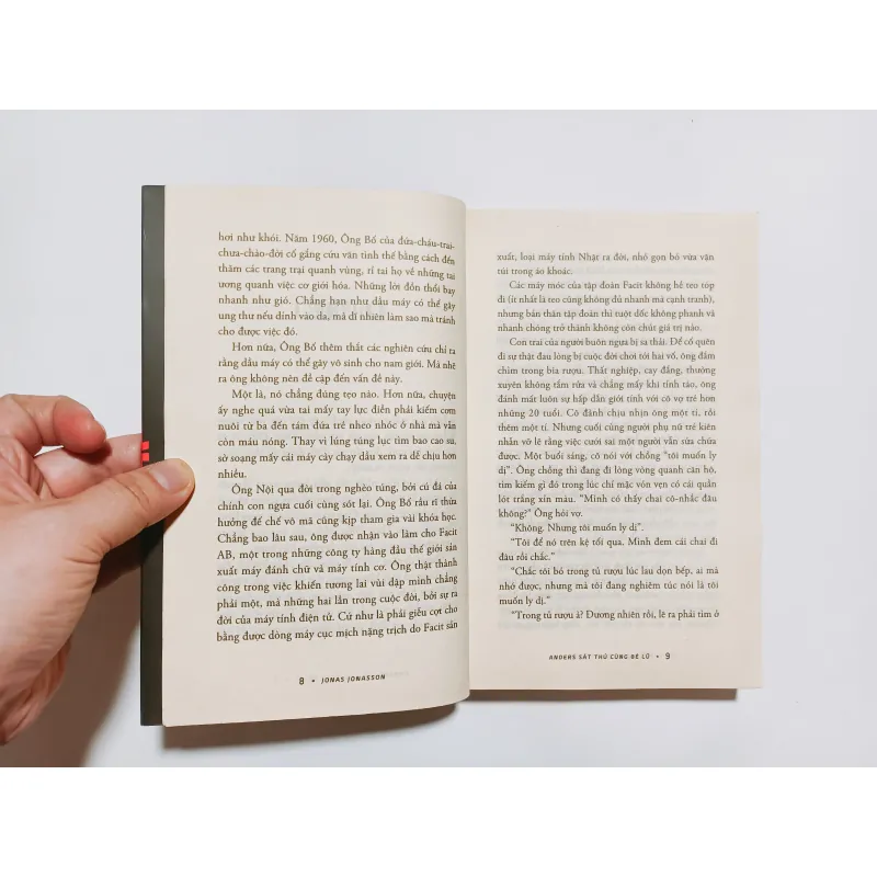 Anders Sát Thủ Cùng Bè Lũ - Jonas Jonasson 777242