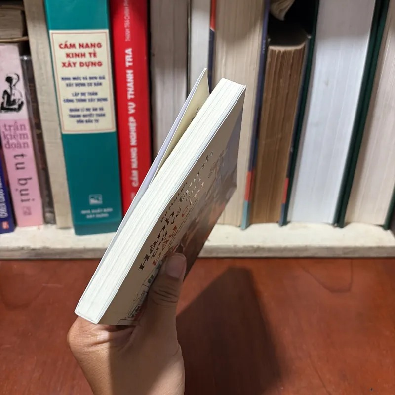 II Truyện Dài Thiếu Nhi: Hành Trình Trở Về Của Bầy Chó - Bùi Mai Linh - 2023 752185