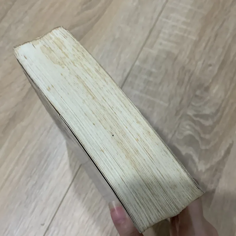 Chân dung ác ma - Nhĩ Nhã 562826