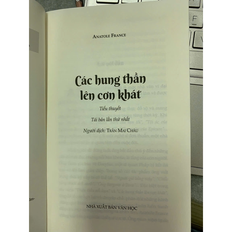 CÁC HUNG THẦN LÊN CƠN KHÁT - ANATOLE FRANCE 526353