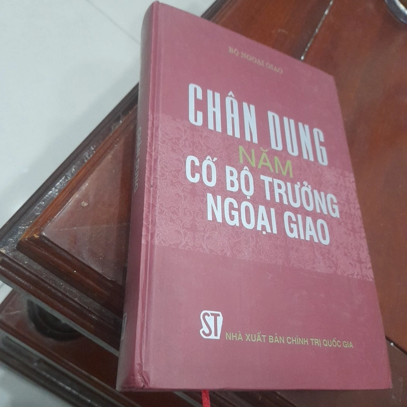 CHÂN DUNG NĂM CỐ BỘ TRƯỞNG NGOẠI GIAO 478586