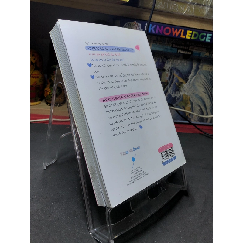 Vì sao đàn ông thích phụ nữ trẻ phụ nữ thích đàn ông giàu 2019 mới 80% ố bẩn nhẹ Kazue Asoh HPB2006 SÁCH TÂM LÝ 165162