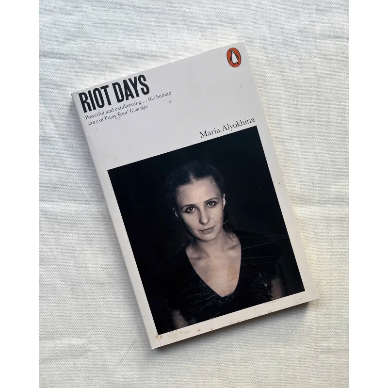 Riot days - Maria Alyokhina 789427
