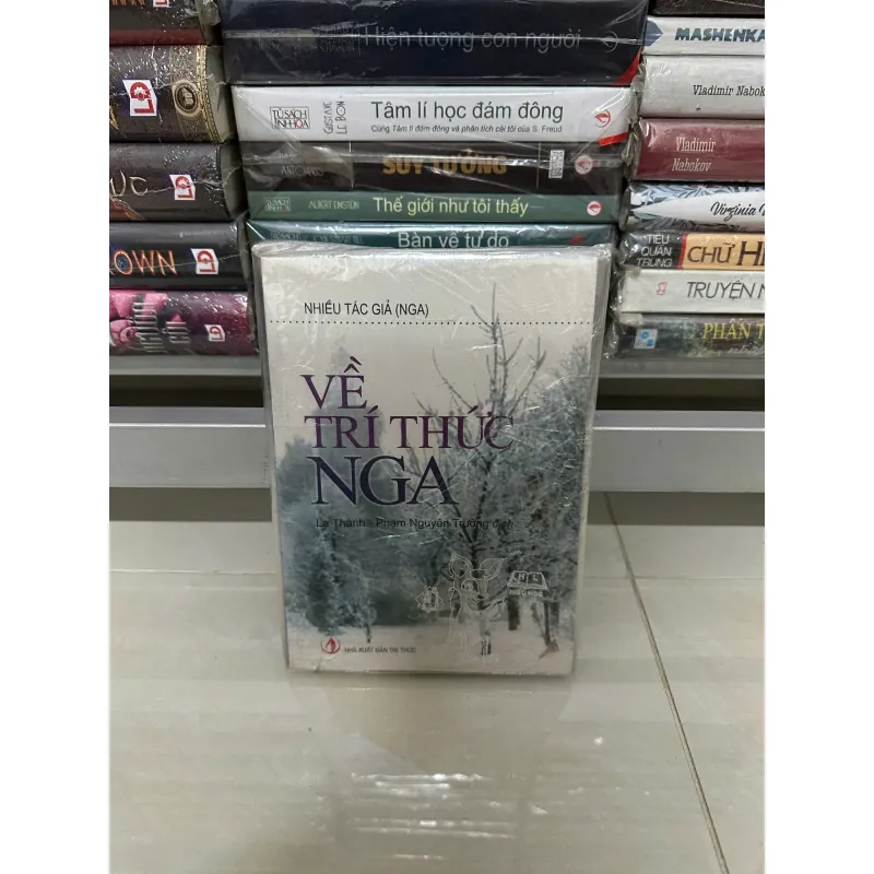 Về Trí Thức Nga (Bìa mềm) 565499