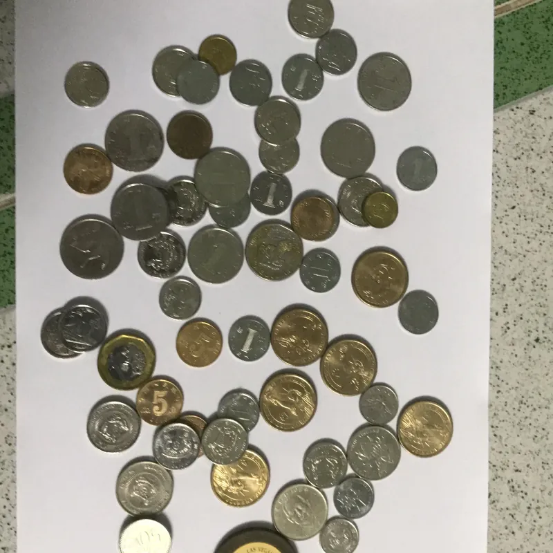 Bộ sưu tập đồng xu cũ 977288