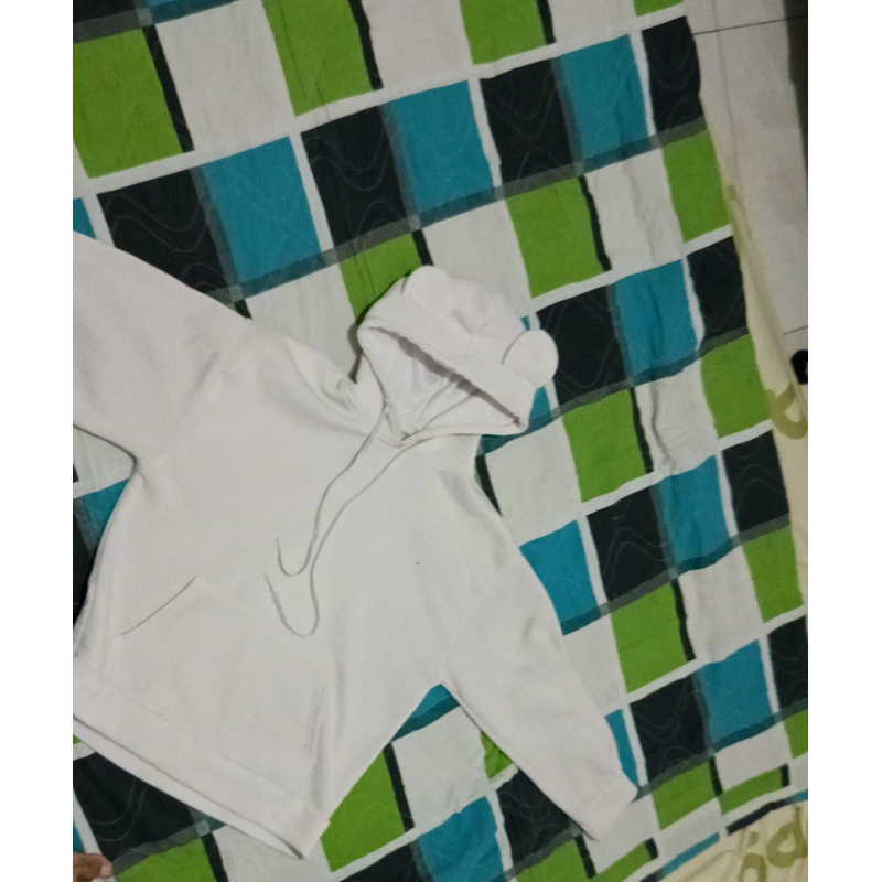 Áo hoodie màu trắng nữ  316097