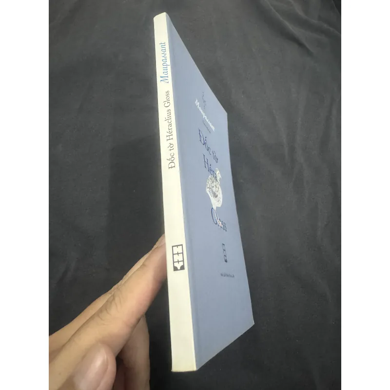 Đốc tờ Héra clius Gloss 1033157
