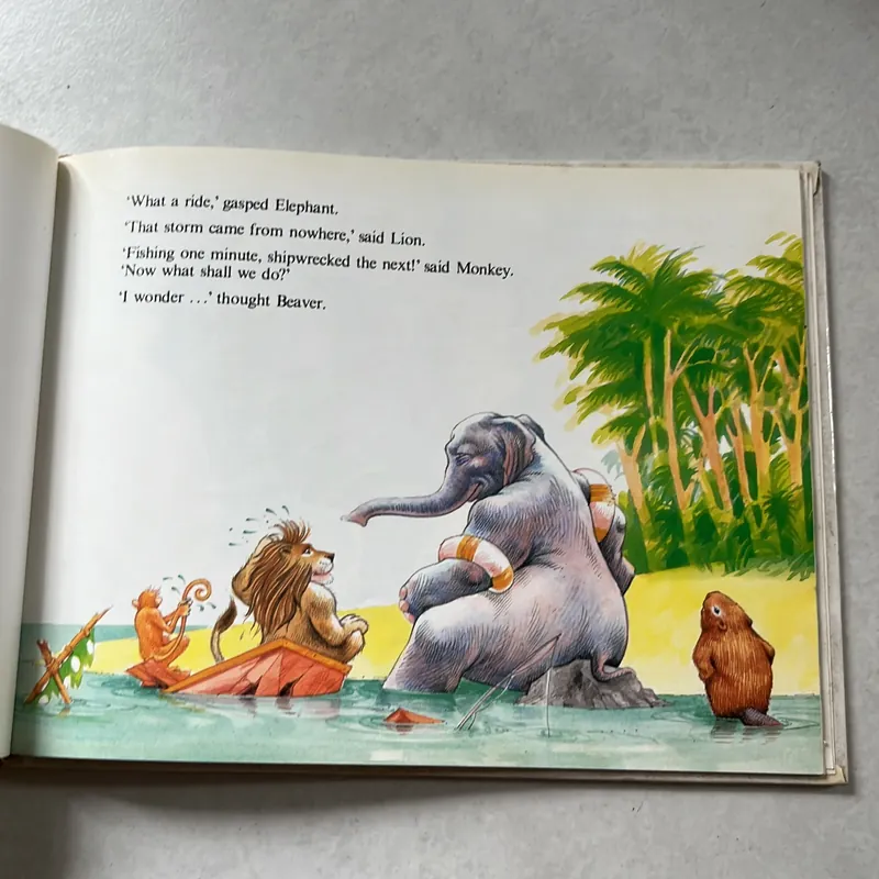 Help! (bìa cứng) 596519