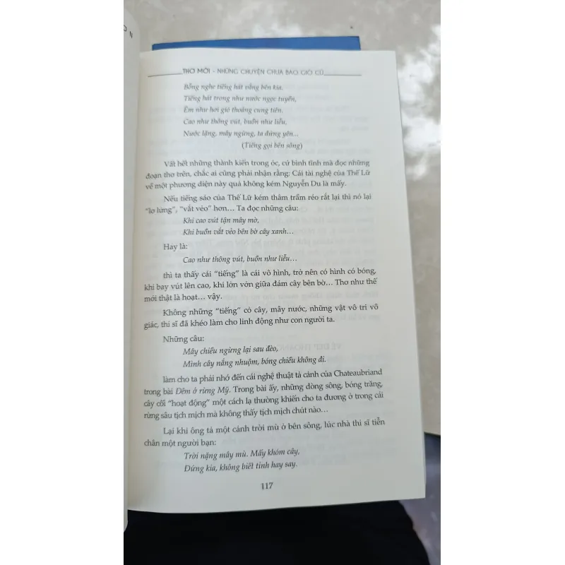 THƠ MỚI NHỮNG CHUYỆN CHƯA BAO GIỜ CŨ - PGS.TS NGUYỄN HỮU SƠN 730686