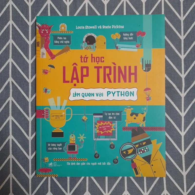 Sách cũ - Tớ học lập trình - Làm quen với Python (TB 2020) 995582