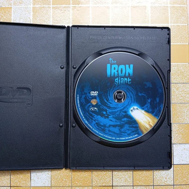 Đĩa gốc DVD phim The IRON giant Tình bạn giữa người và máy 1004902