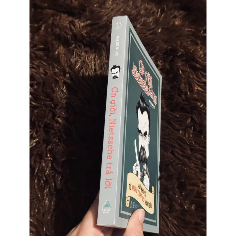 Ơn giời Nietzsche trả lời 744669