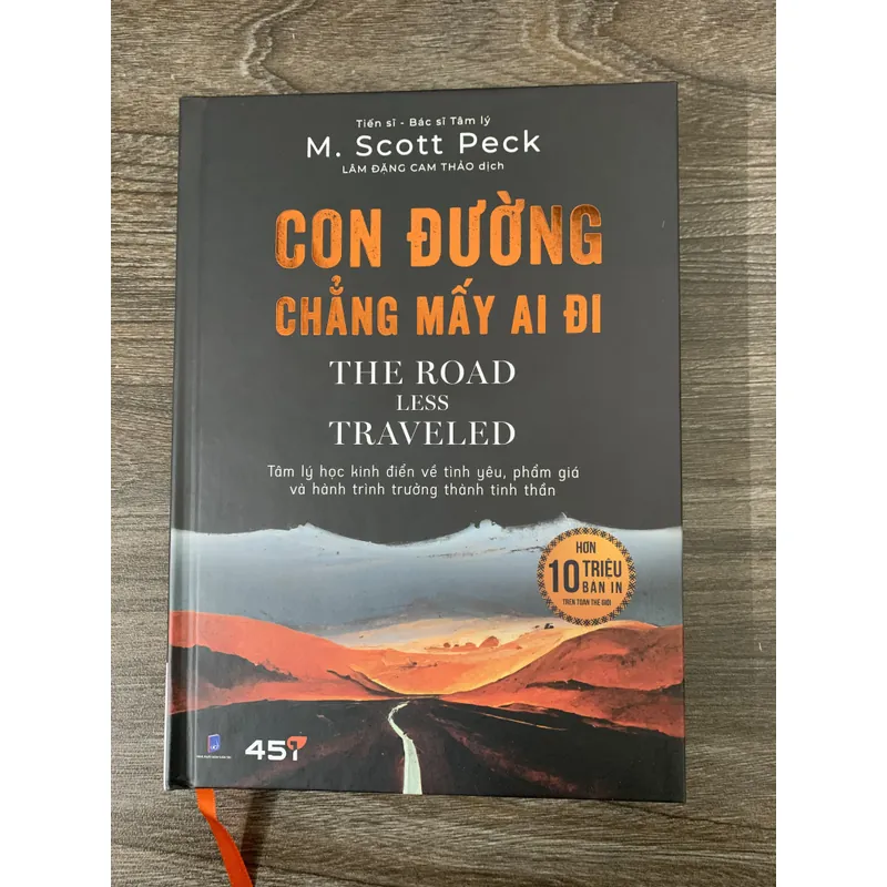 Con đường chẳng mấy ai đi (bìa cứng) 737729