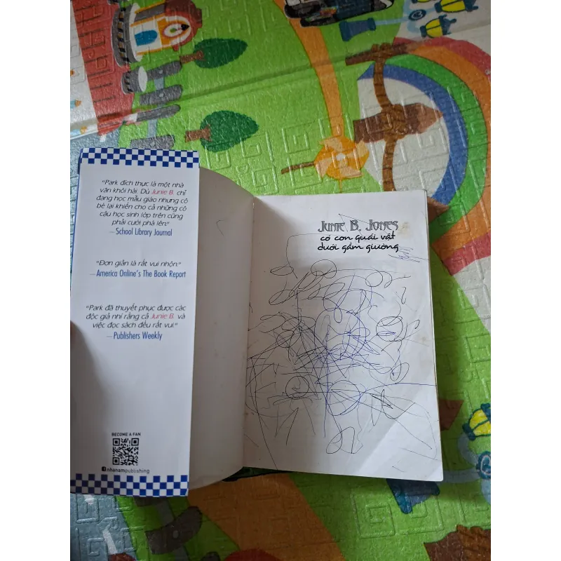 Junie B. Jones Có Con Quái Vật Dưới Gầm Giường 927033