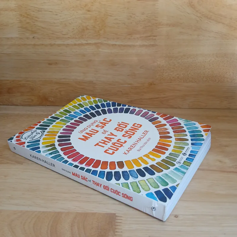 Ứng Dụng Màu Sắc Để Thay Đổi Cuộc Sống - Karen Haller 723319