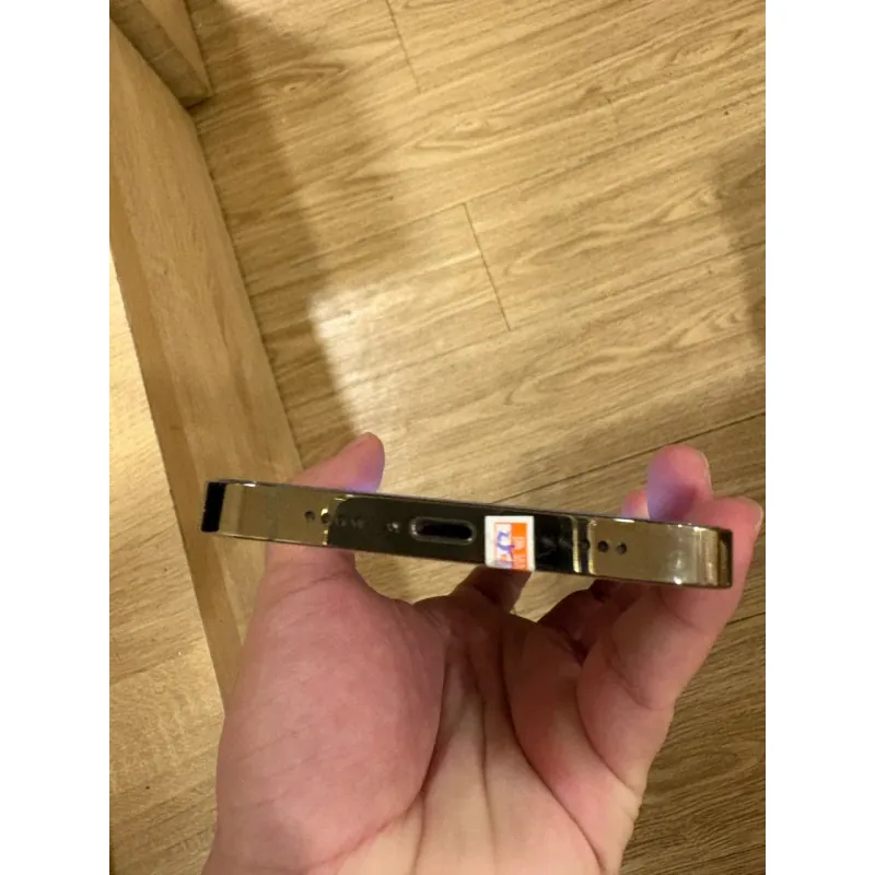 Thanh lý nhanh gọn số lượng 14 Pro/ Pro Max 760284