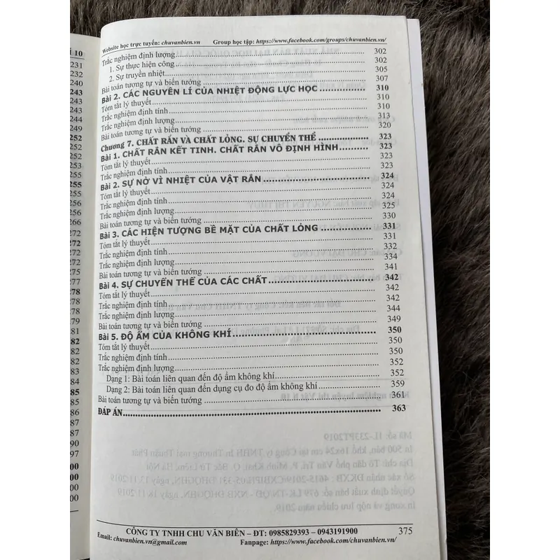 Kinh nghiệm luyện thi Vật Lí 10 (Chu văn Biên, 375 trang) 604424