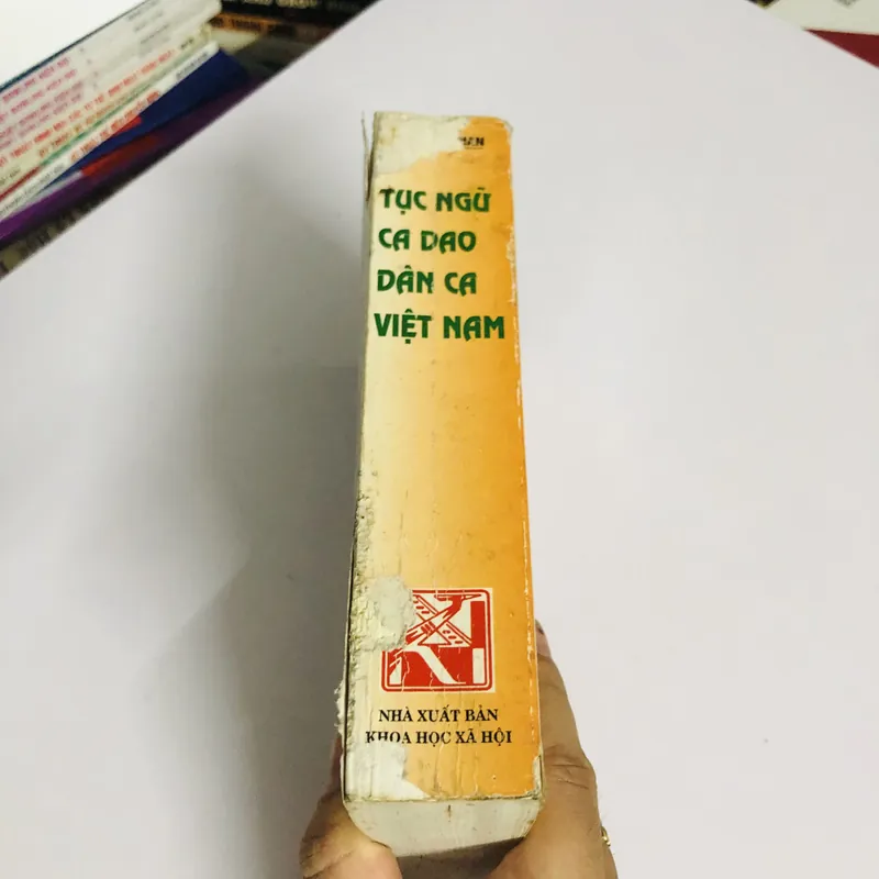 TỤC NGỮ CA DAO VIỆT NAM  600109