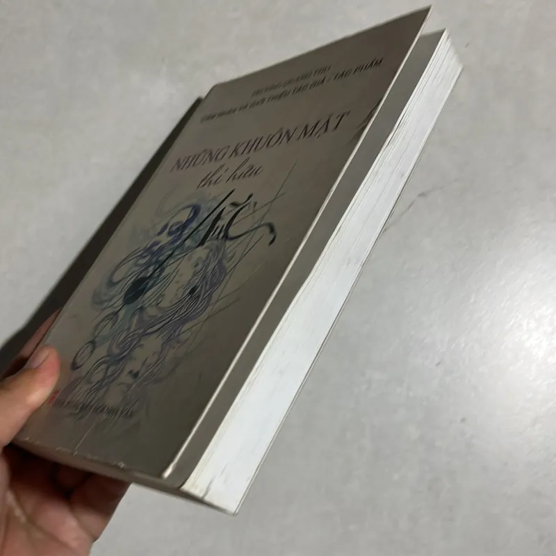 Những khuôn mặt thi hữu 590243