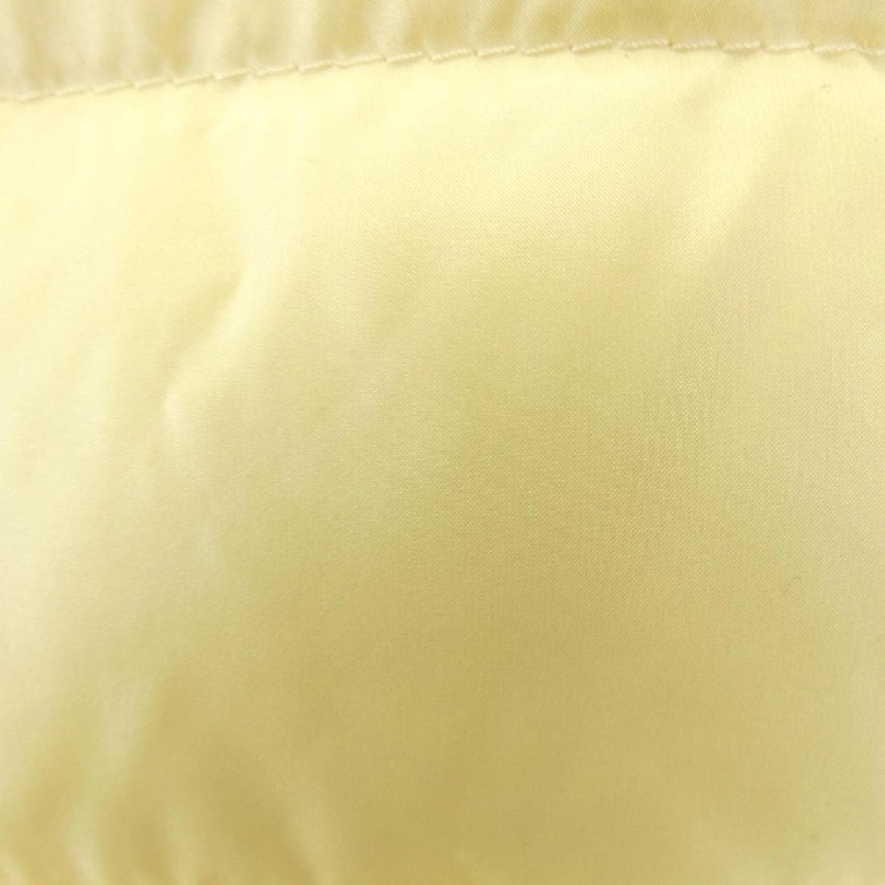 Áo khoác lông vũ MONCLER 640887