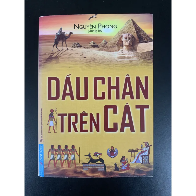 (Sách cũ) Dấu chân trên cát - Nguyên Phong phóng tác 933536