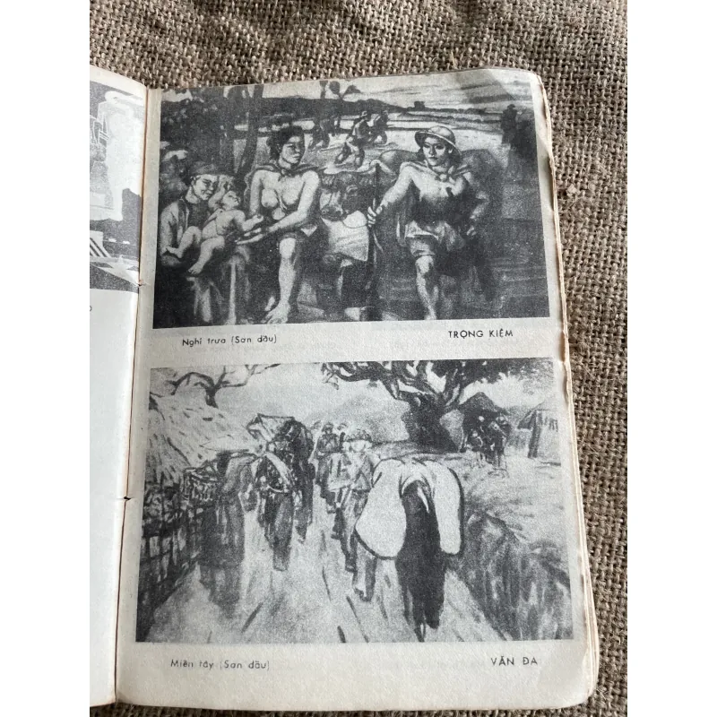 Giải thưởng 5 năm 1977-1983 kỷ niệm sâu sắc  Hơn 400 trang 932988