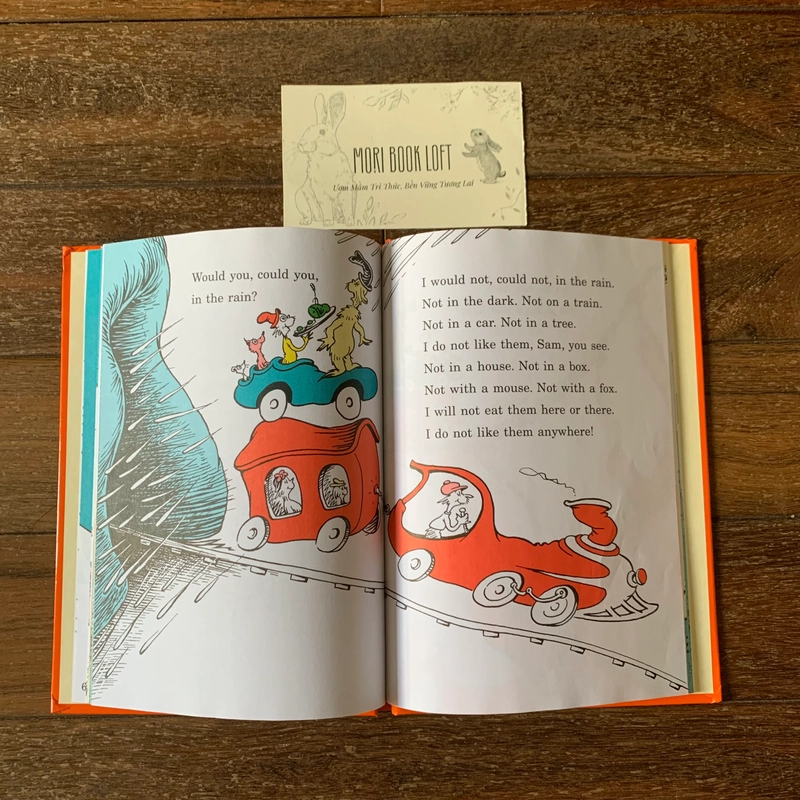 Sách tranh tiếng anh Green Eggs and Ham - Dr. Seuss, Used, Bìa cứng 478657