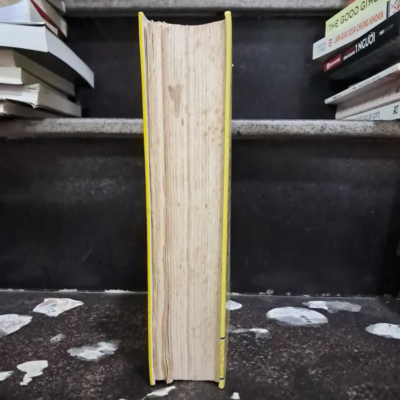 Sách cũ,ố vàng 993810