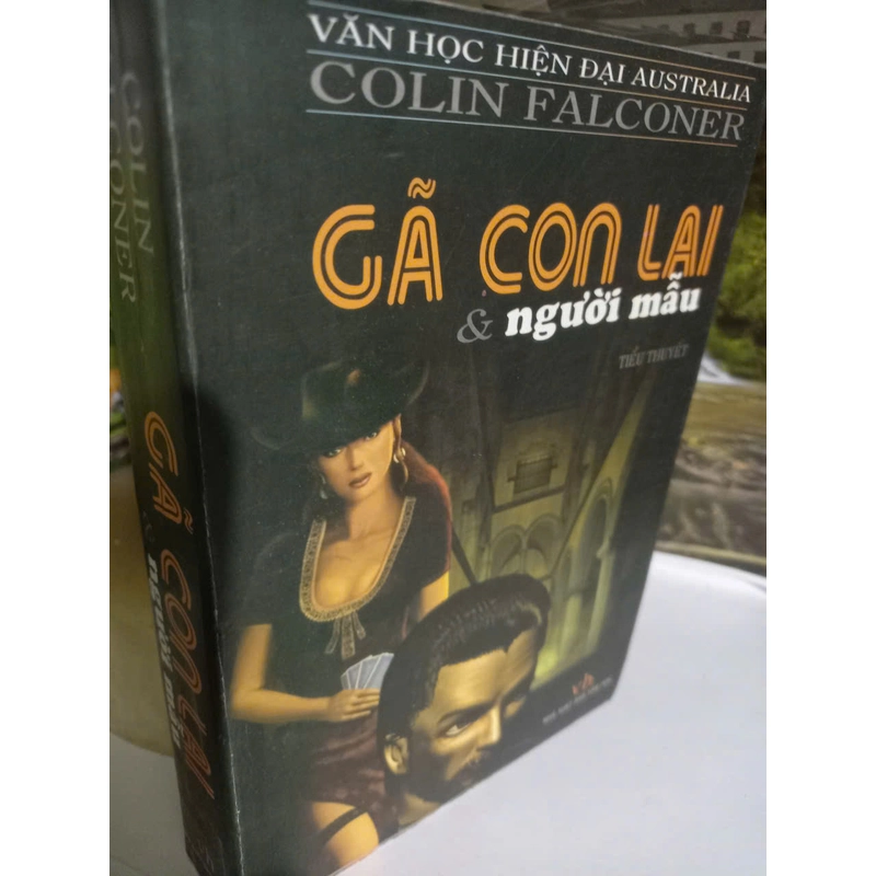 gã con lai và người mẫu 540513