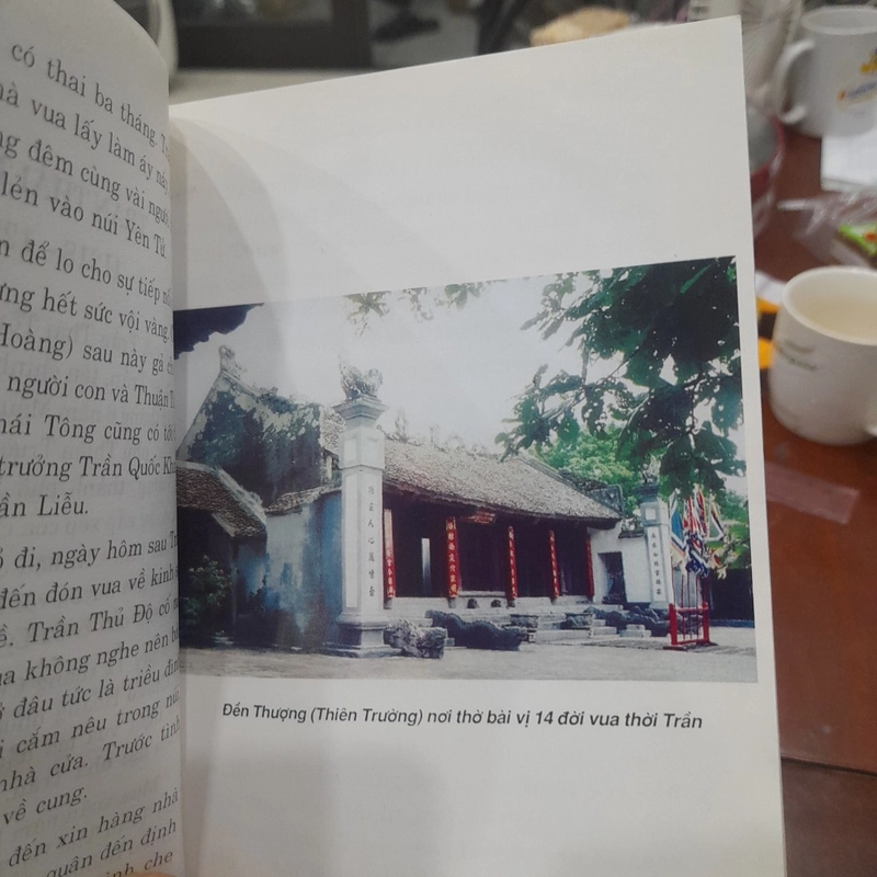 Mười bốn vị HOÀNG ĐẾ THỜI TRẦN 518905